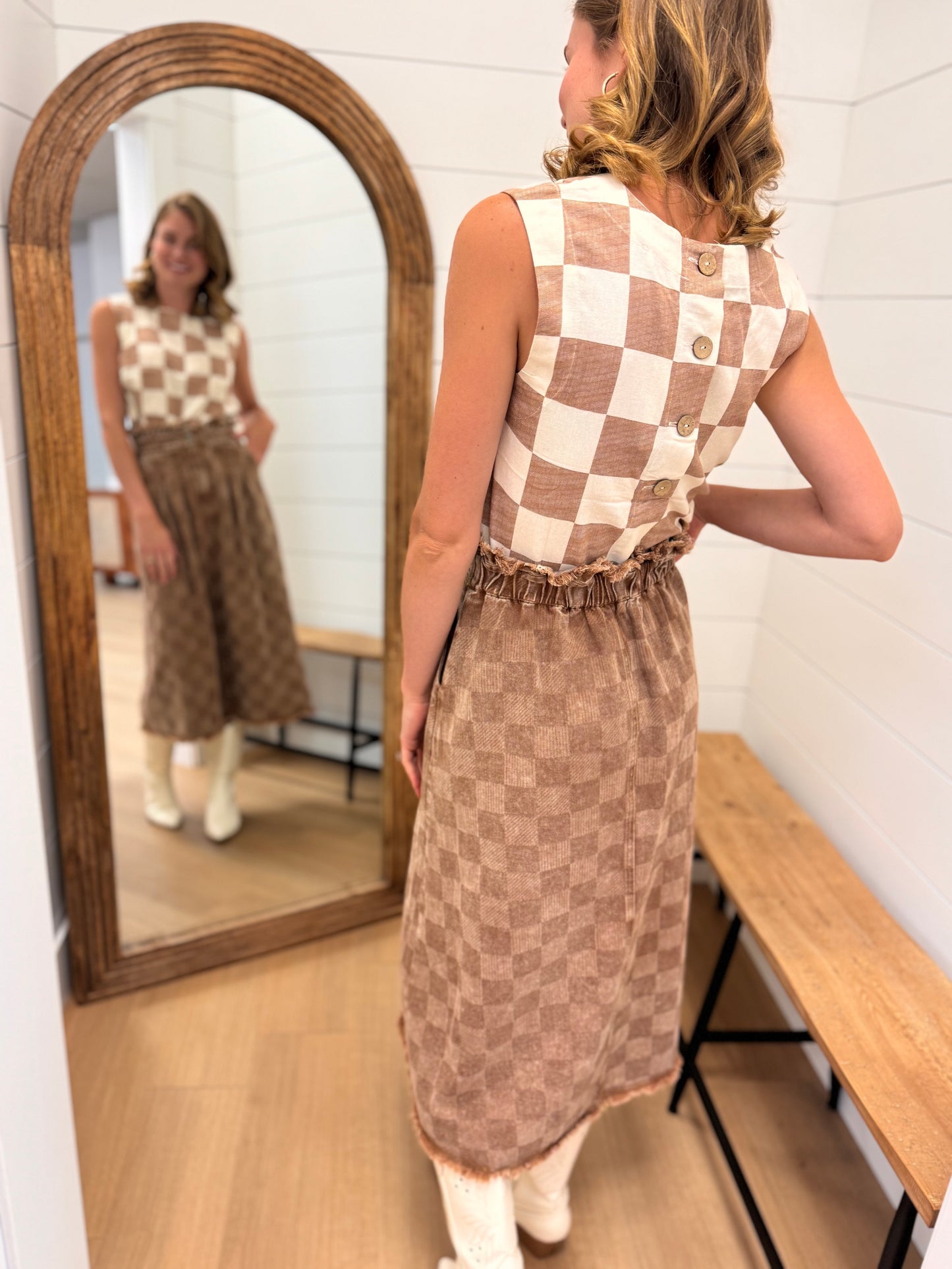 Checkered Sleeveless Linen Crop Top