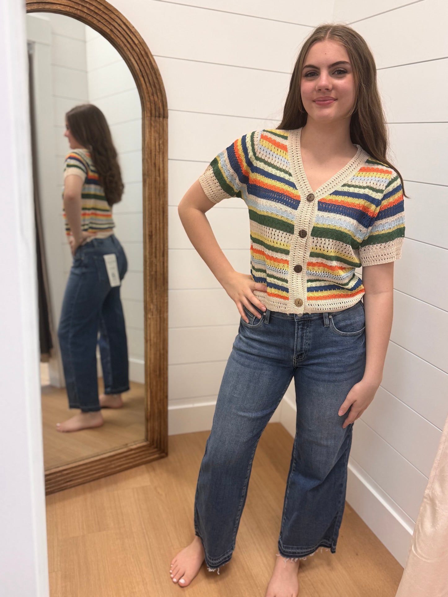 Mid Rise Shadow Hem Jean - Risen