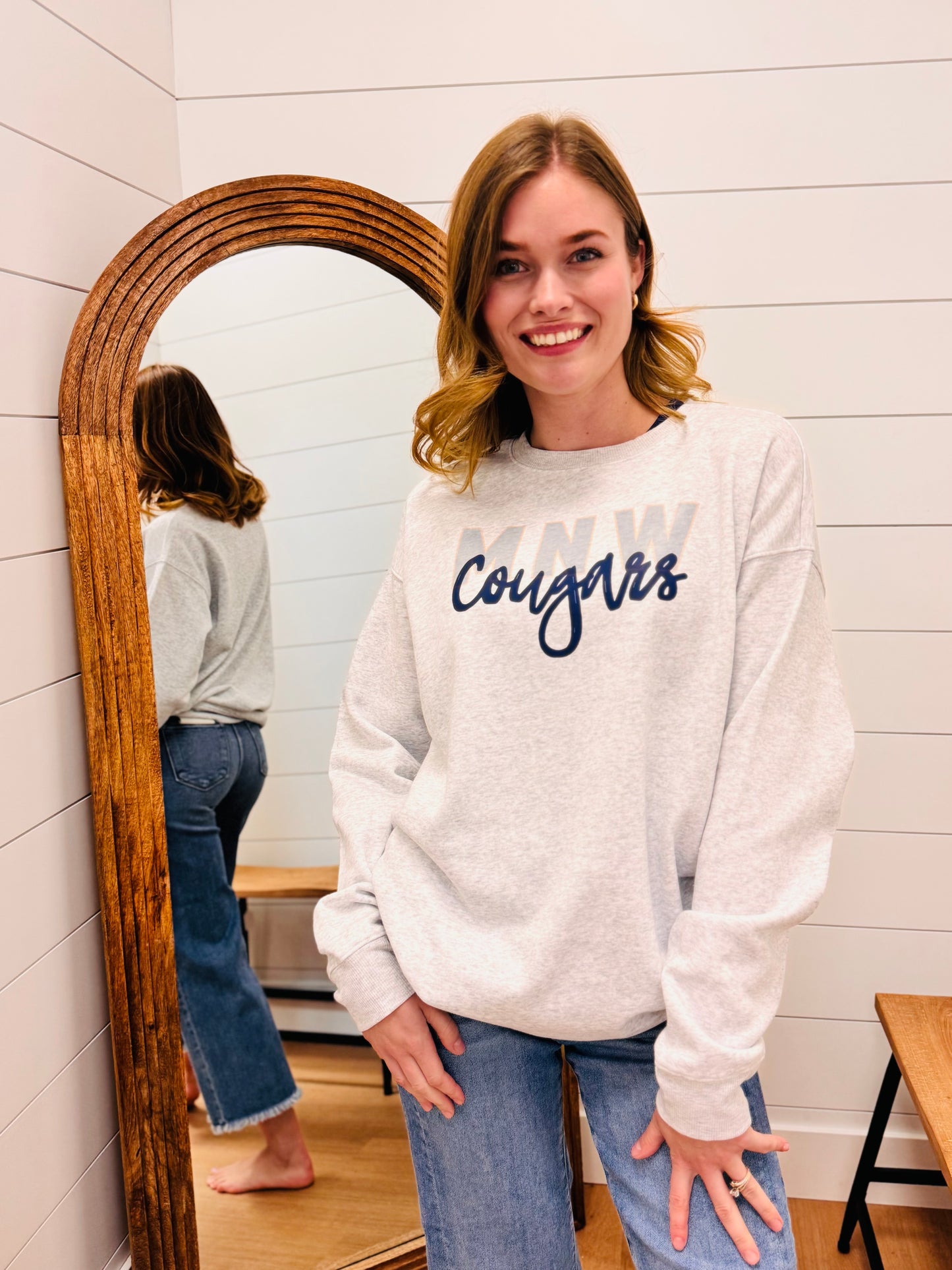 MNW Sweatshirt