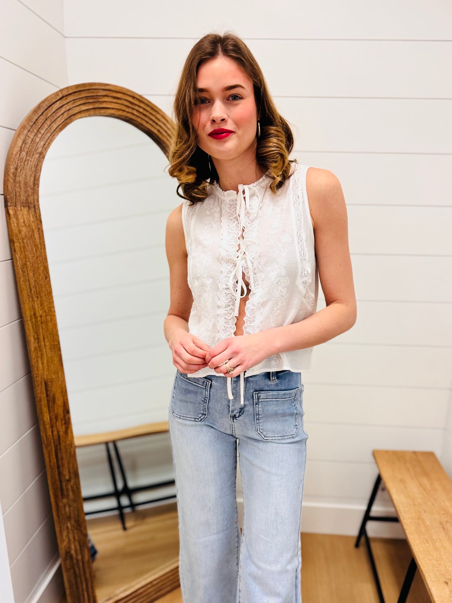Lace Front Tie Sleeveless Blouse