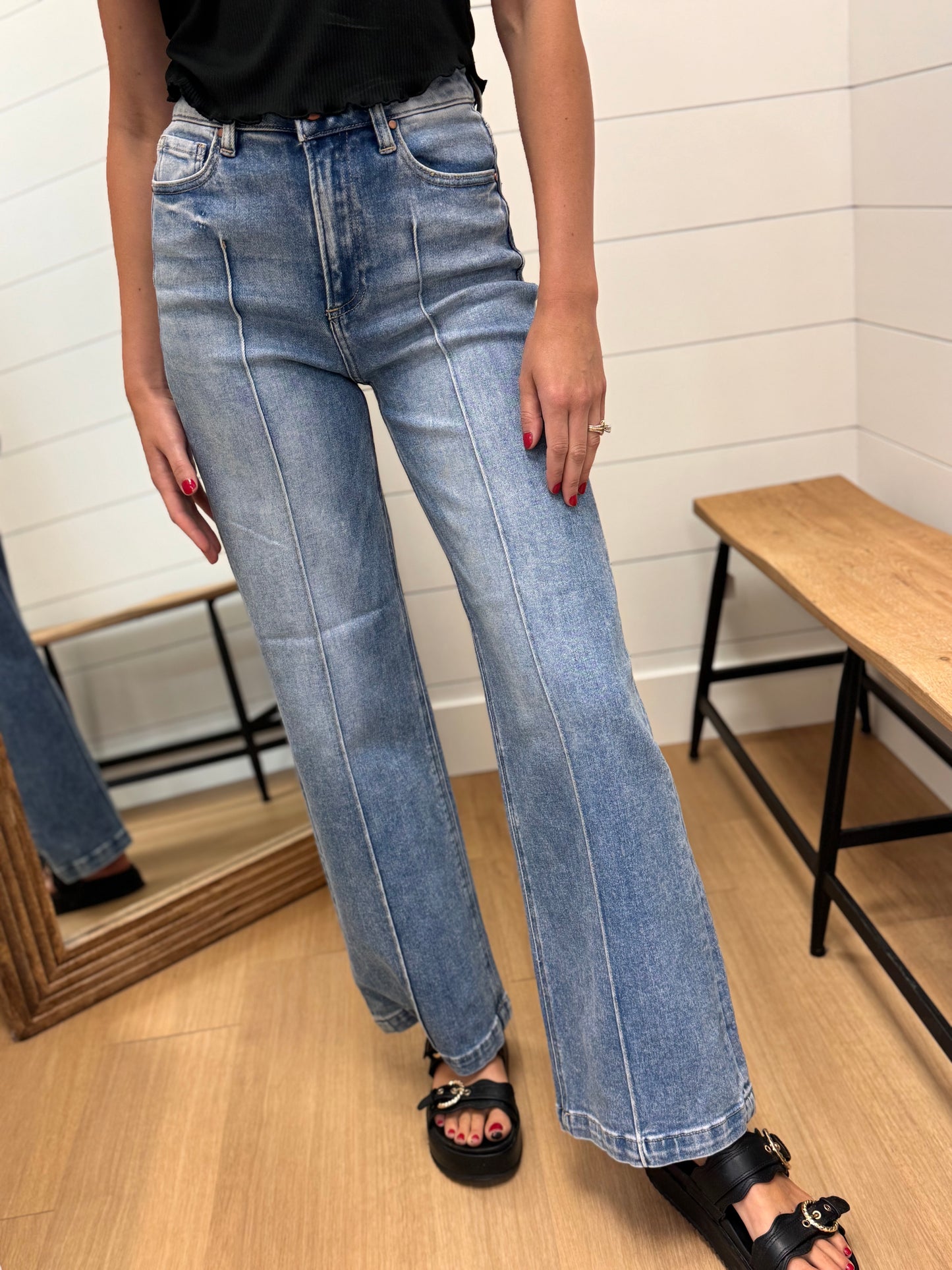 High Waist Wide Leg Pintuck Detailed Jeans - RISEN