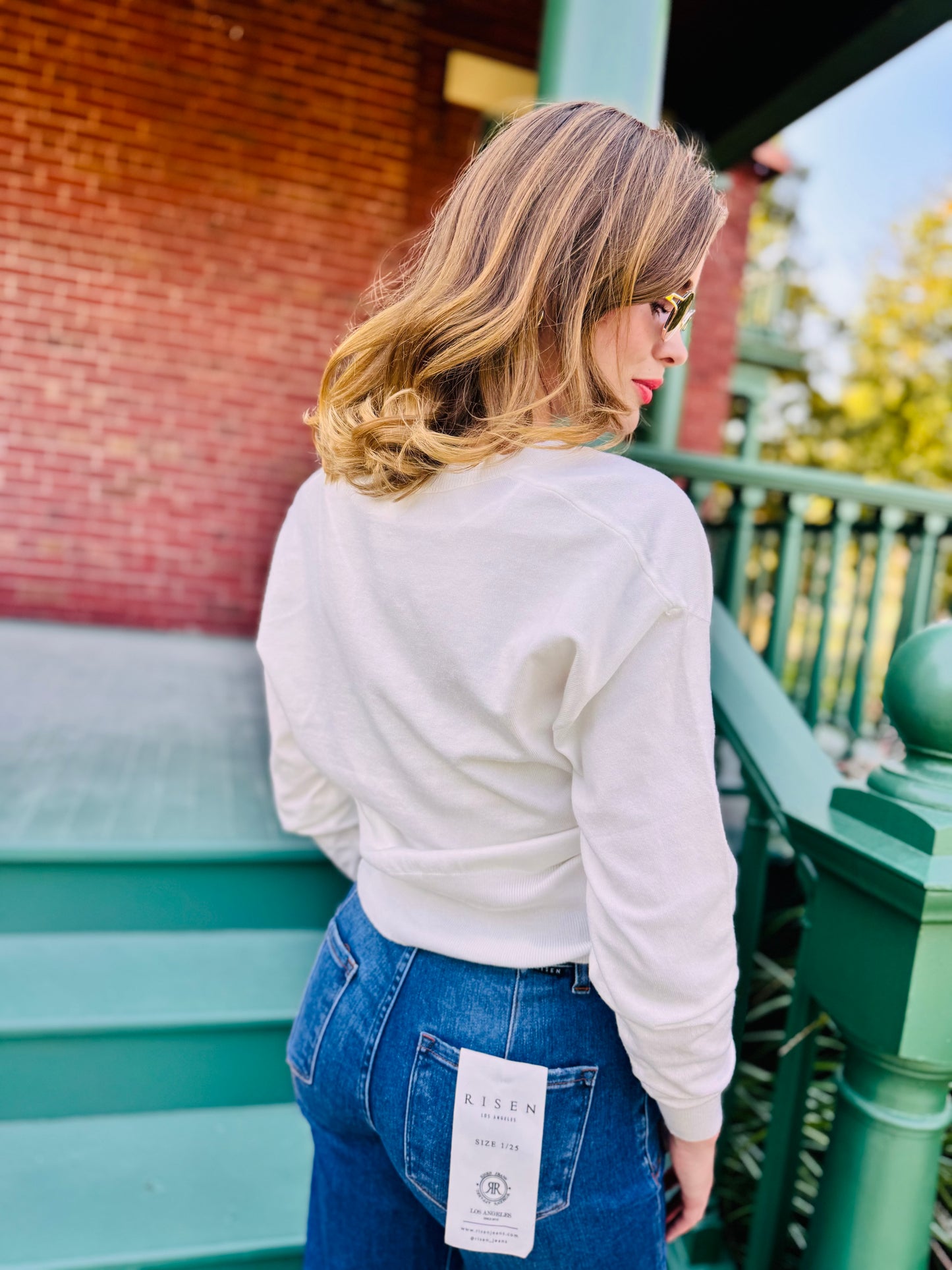 Long Sleeved V-neck Basic Sweater - Dreamers