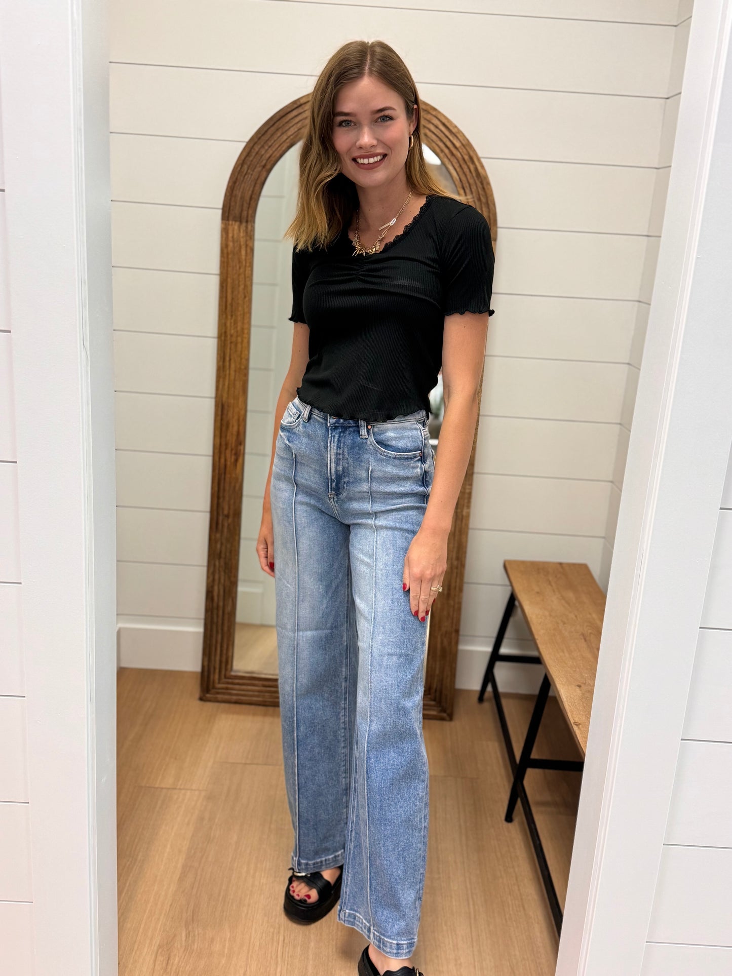 High Waist Wide Leg Pintuck Detailed Jeans - RISEN