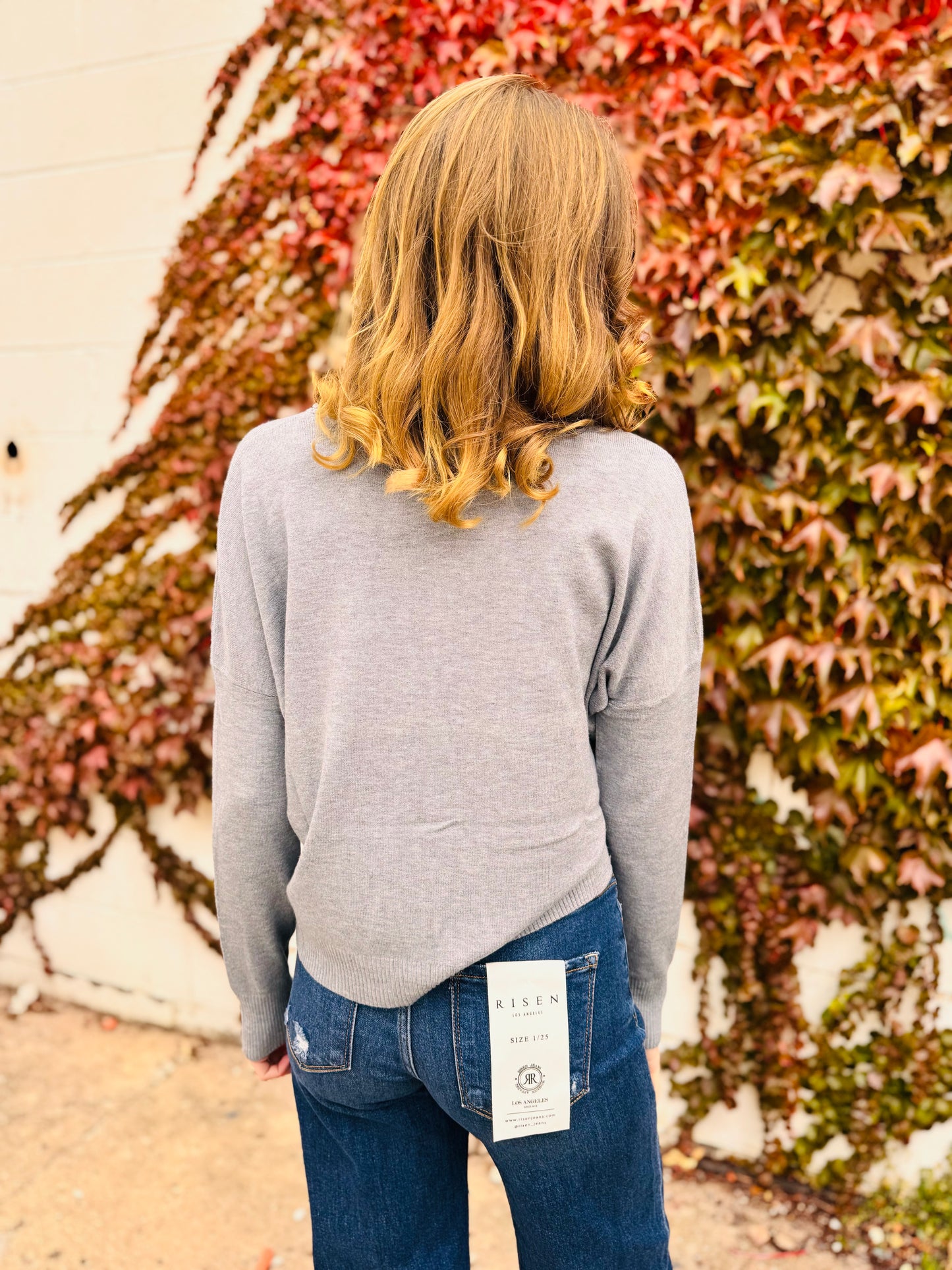 Front Seam Round-neck Sweater