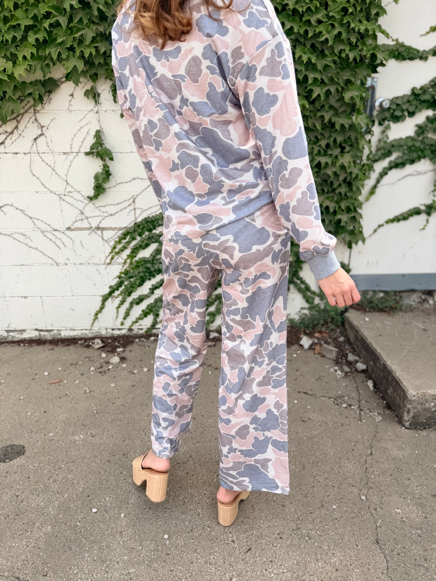 Camo Loose Pants