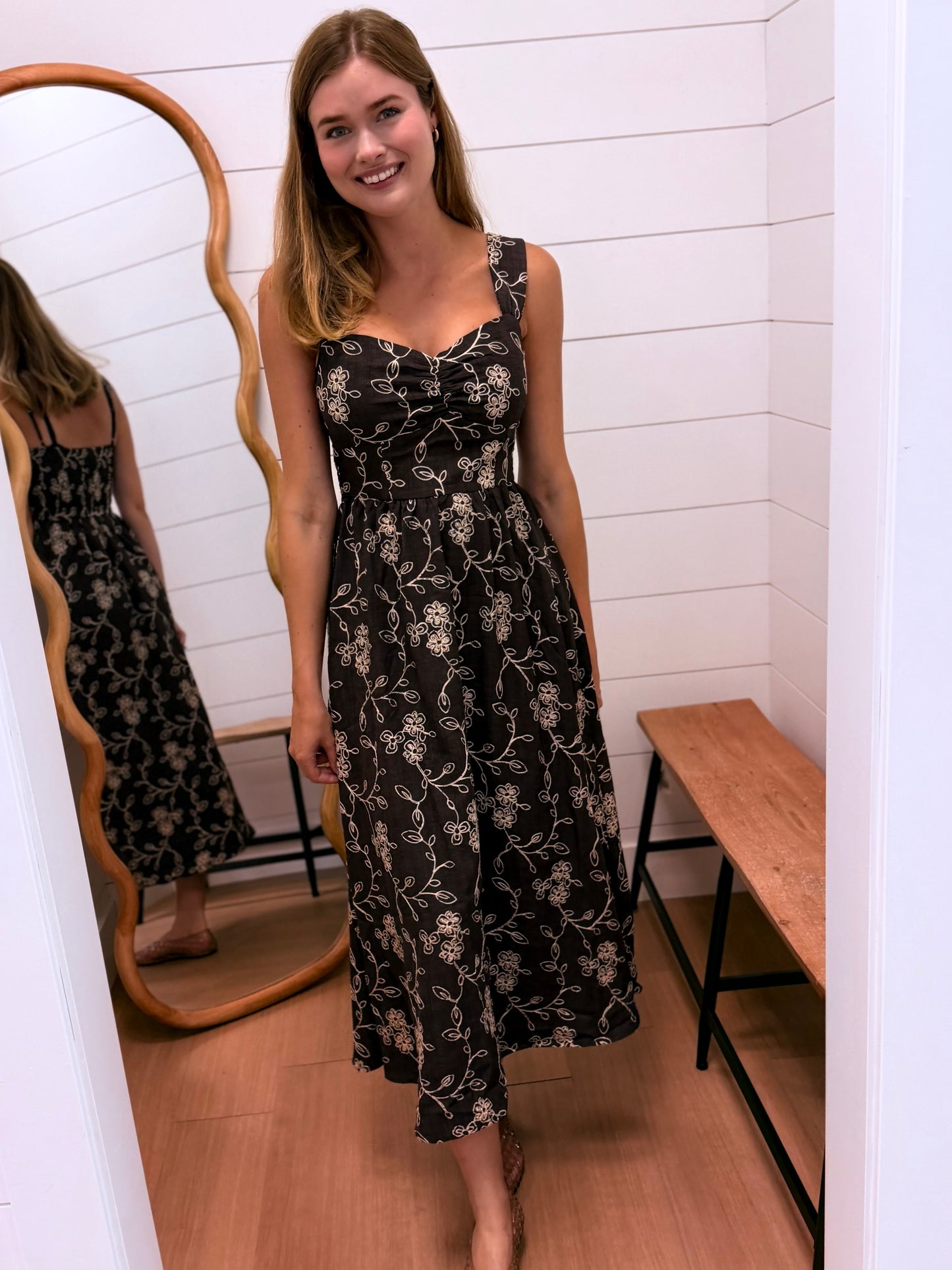 Embroidered Floral Sweetheart Midi Dress
