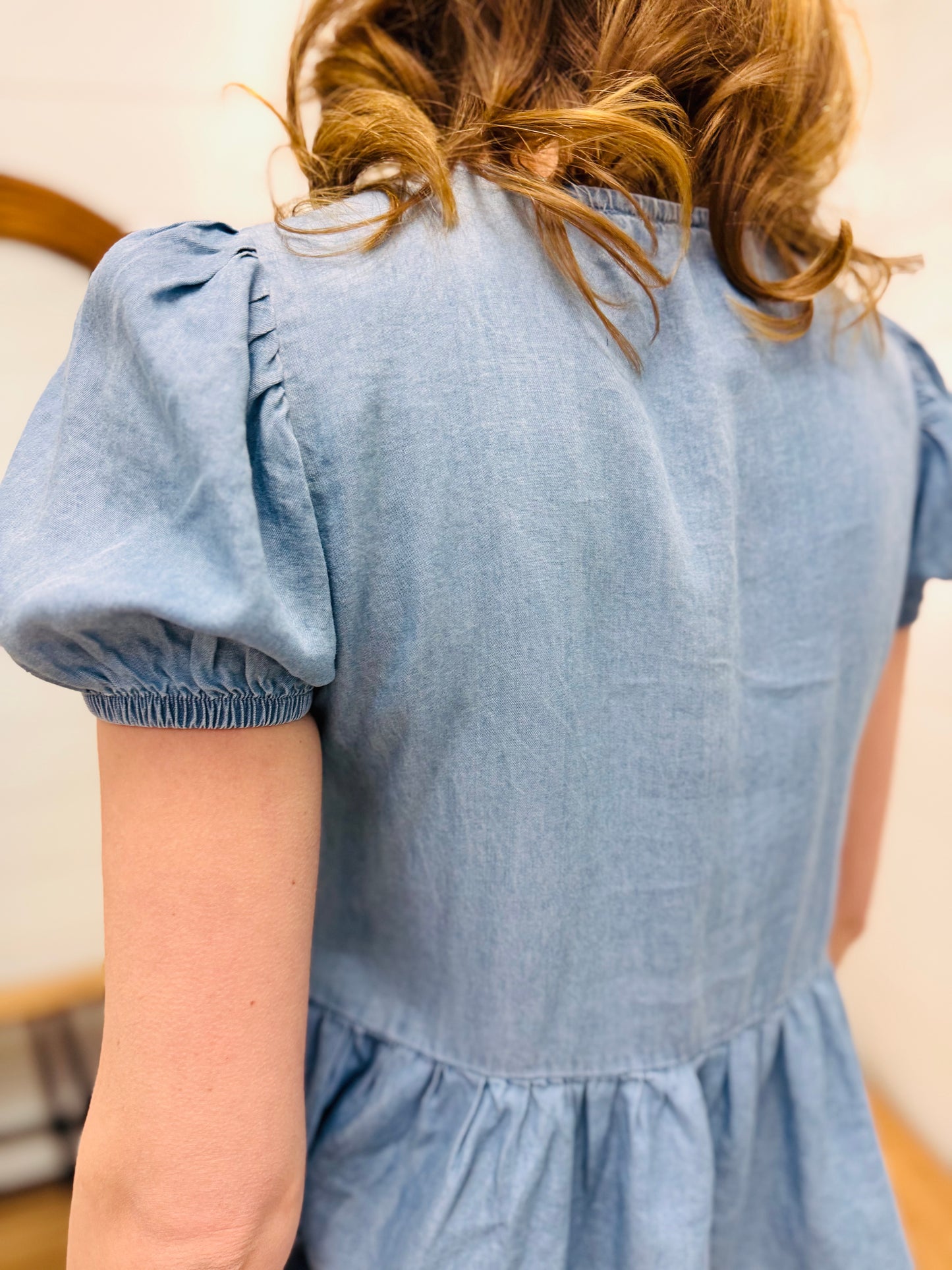 Front Tie Ruffle Hem Puff Sleeve Blouse