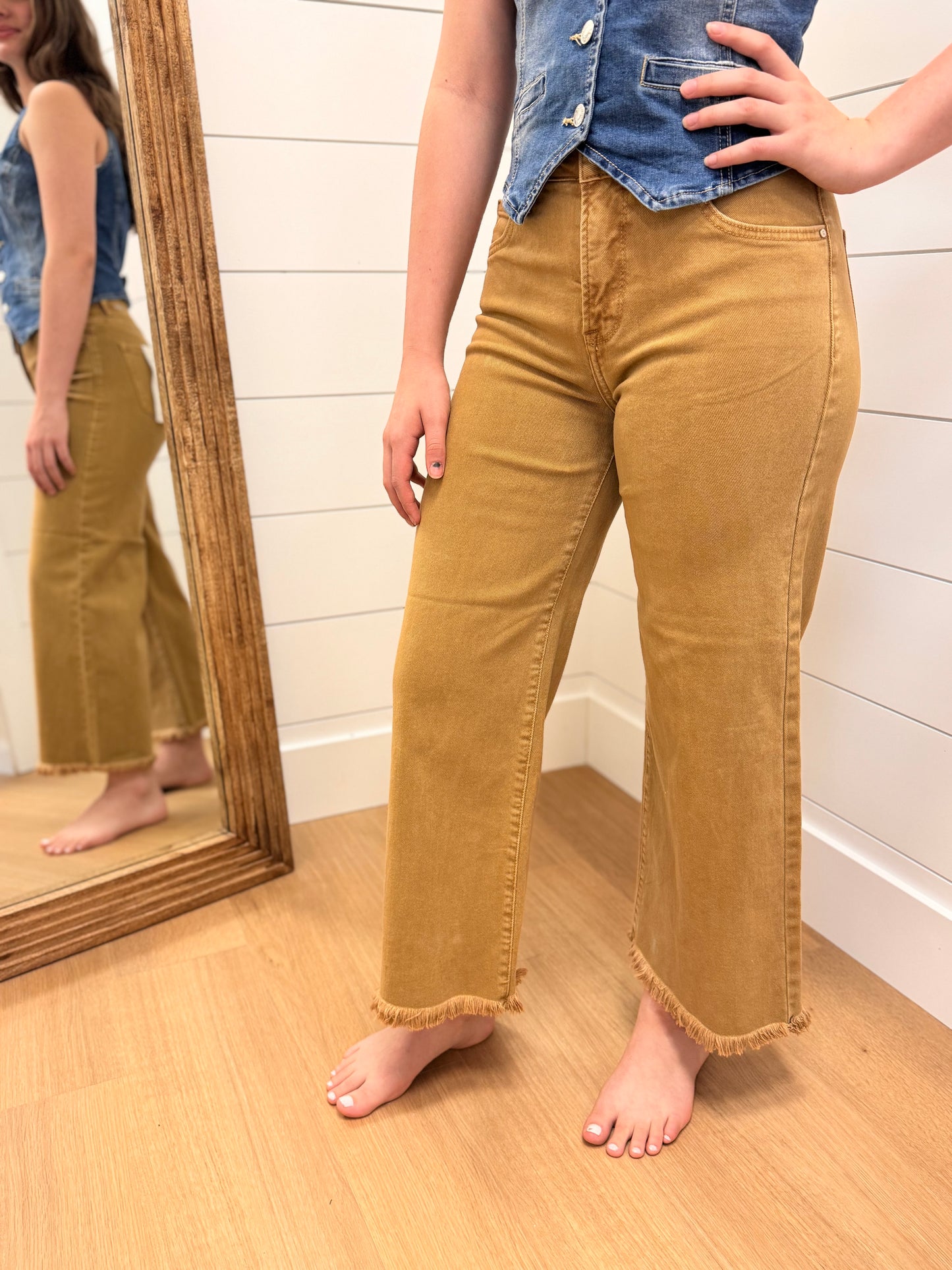 High Rise Wide Jean in Mocha - Risen