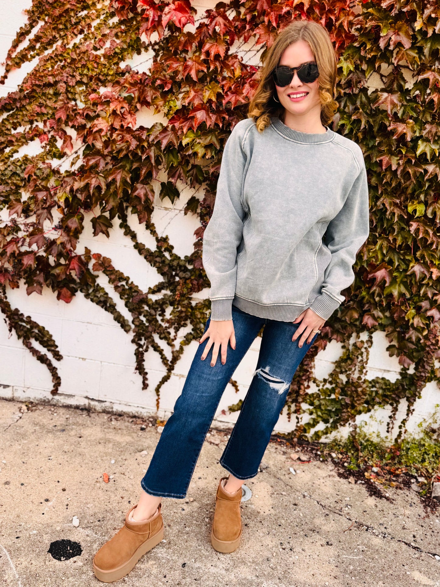 Acid Washed Fleece Sweatshirts Side Rib