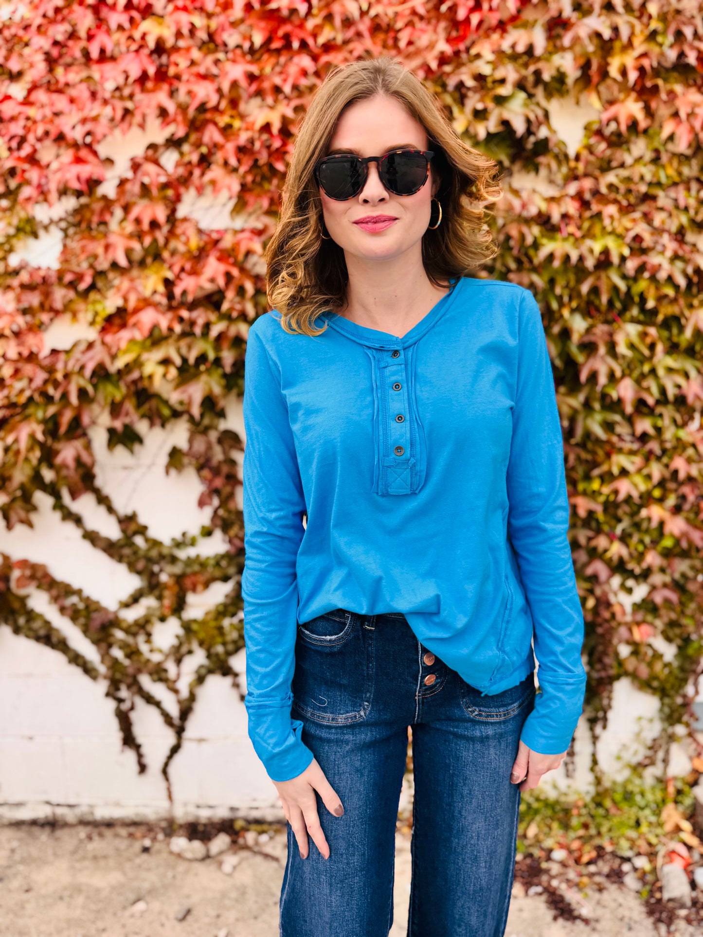 Thumb Holes Button Closure Long Sleeve Top