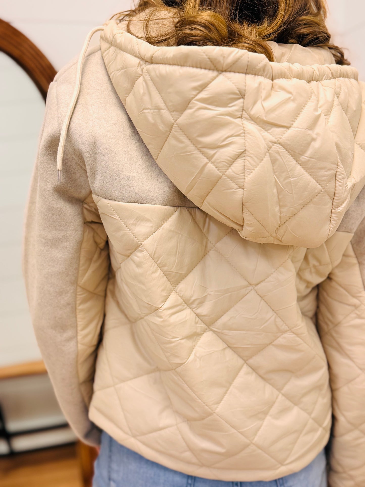 Contrasting Quilted And Soft Hoodie Jacket