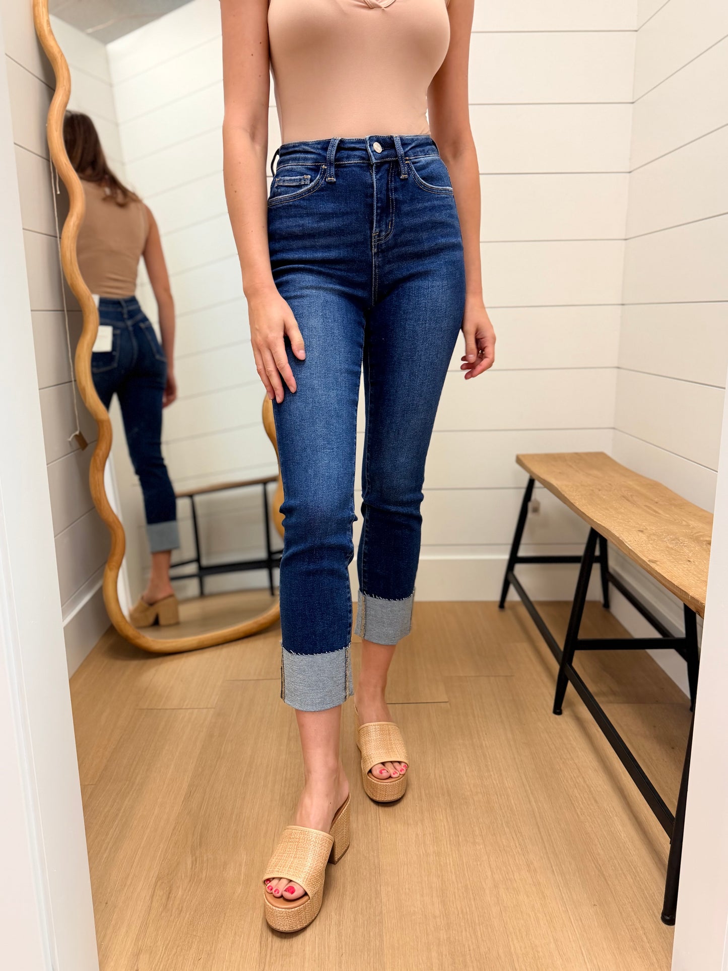 High Rise Cuffed Straight Jeans - Lovervet