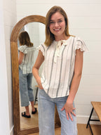Top with mini v + tie closure