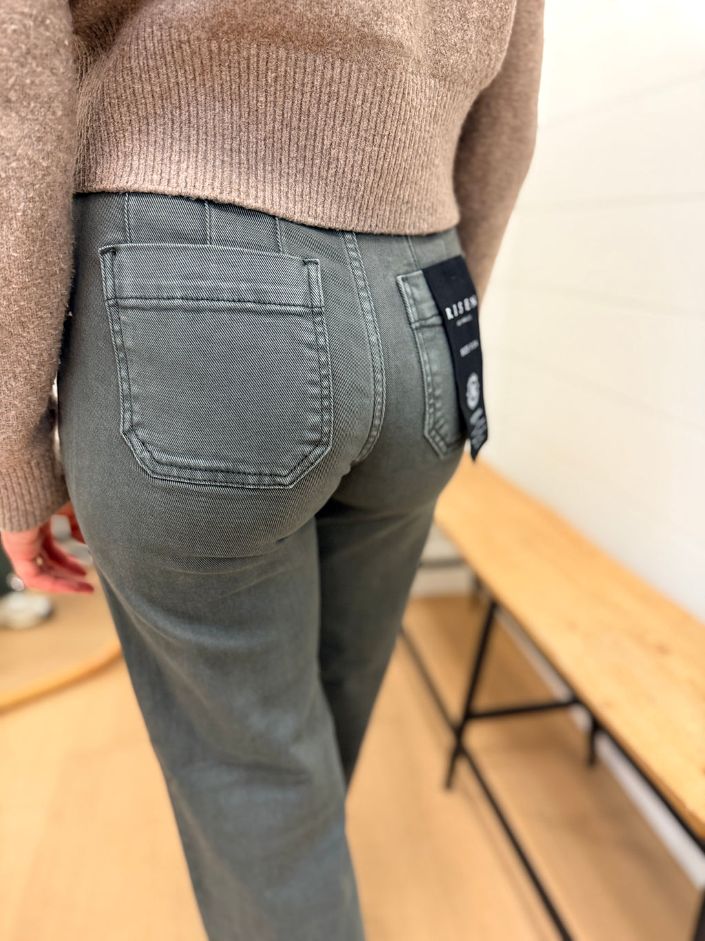 High Rise Wide Leg Slant Pocket Jeans - RISEN