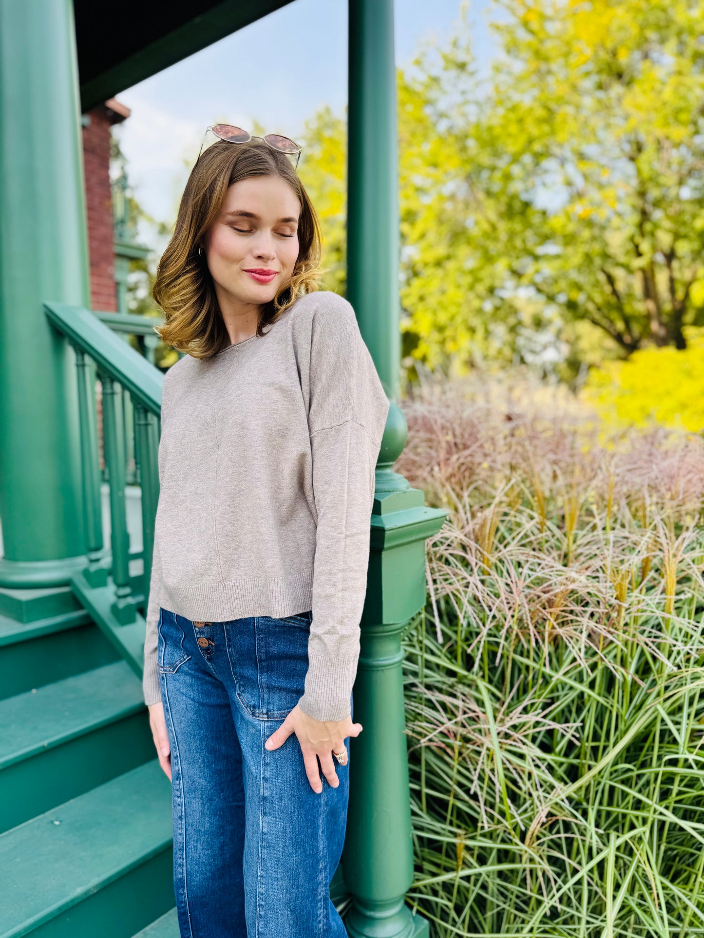 Seam Front Round Neck Pullover - Dreamers