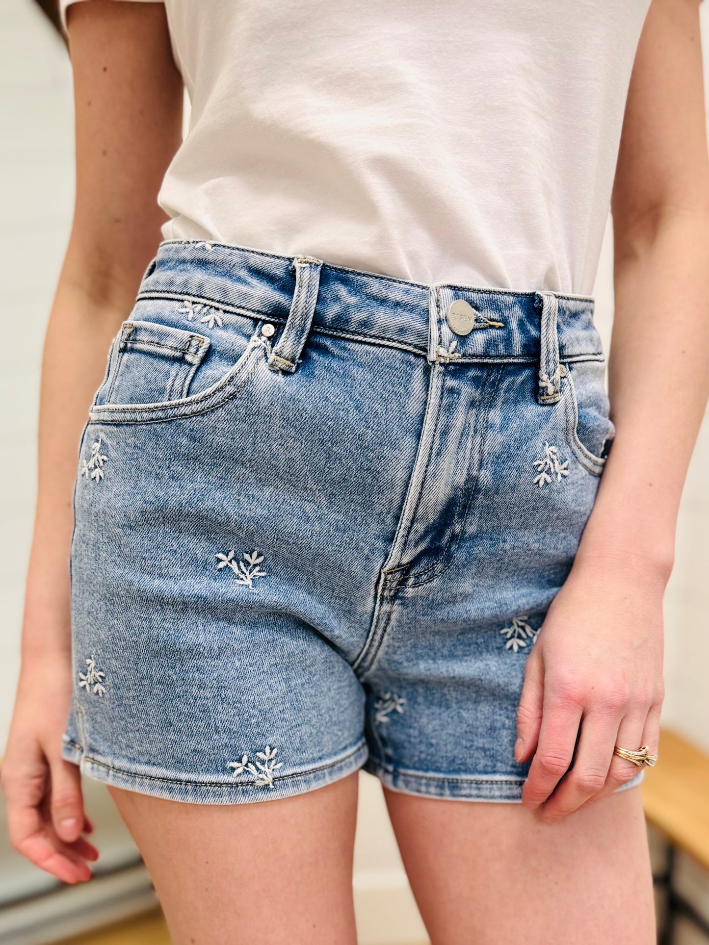 High Rise Shorts With Embroidered Detail