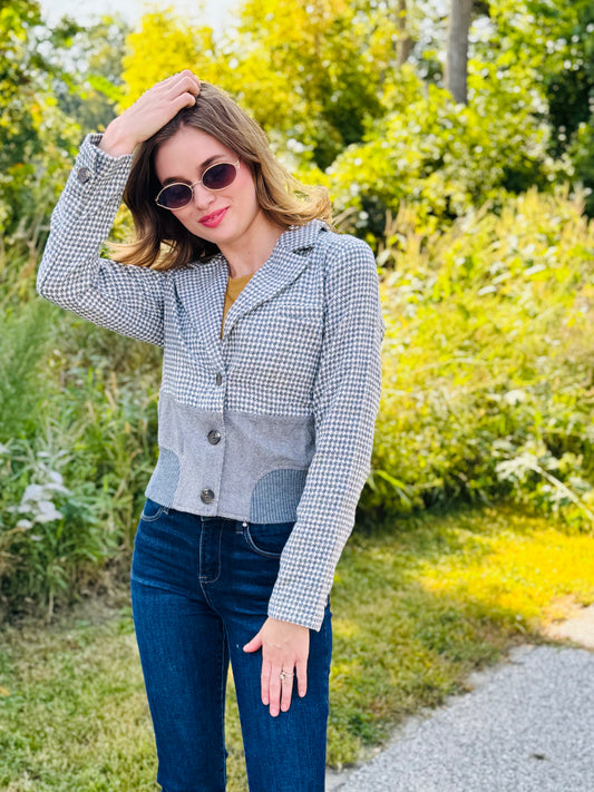 Cropped Grey Blazer