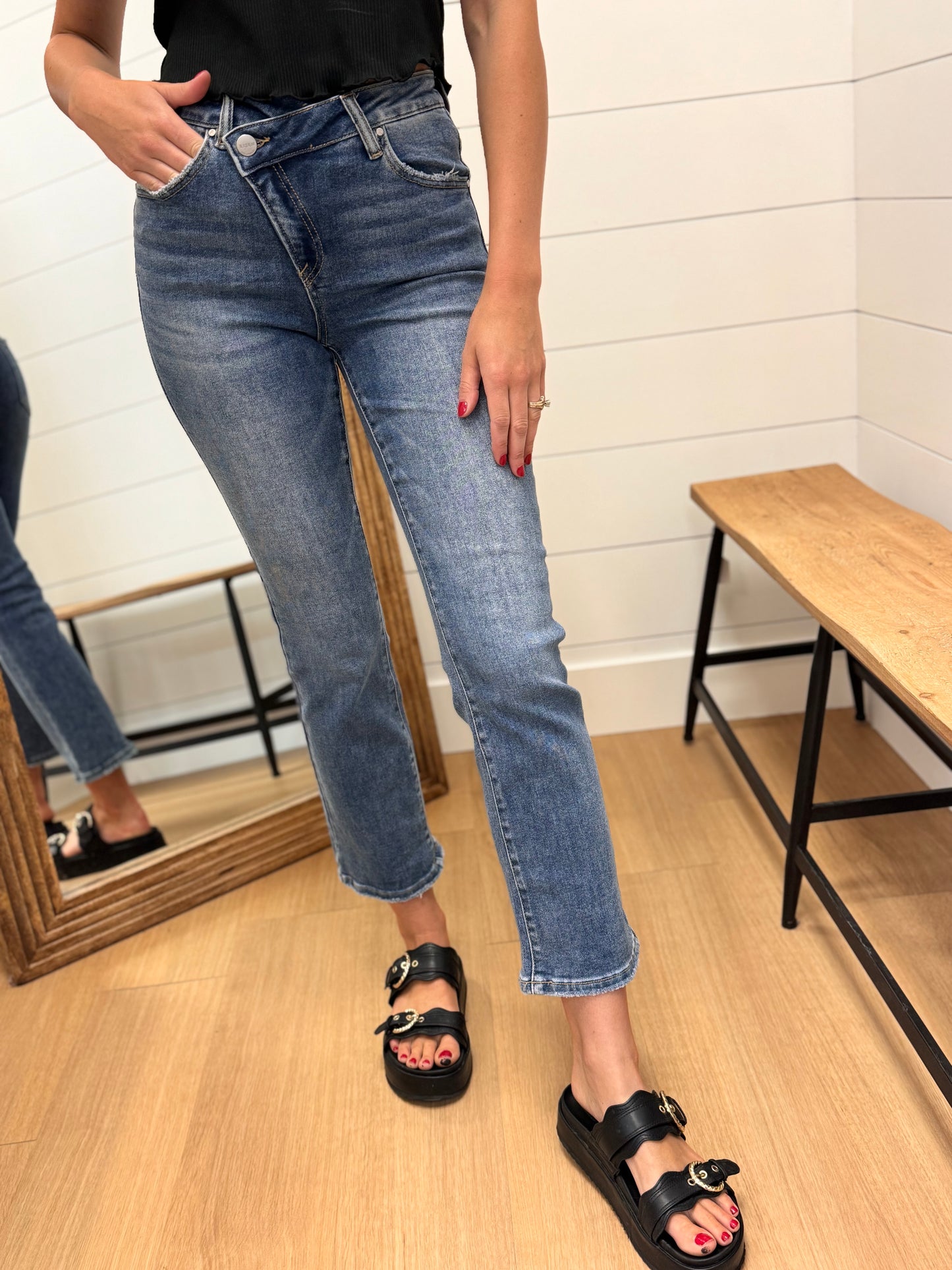 High Rise Crossover Straight Jeans - Risen