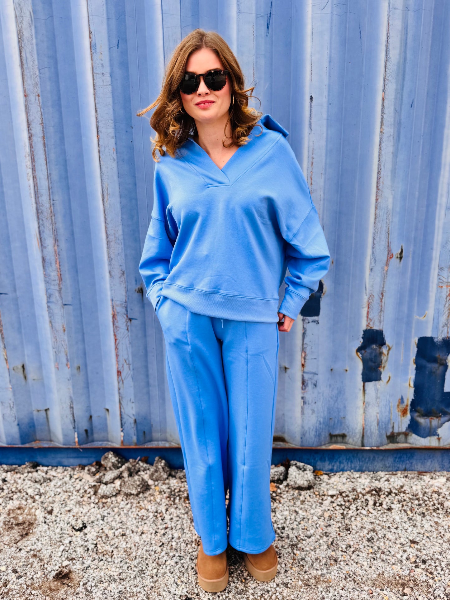 Scuba Collared Pullover