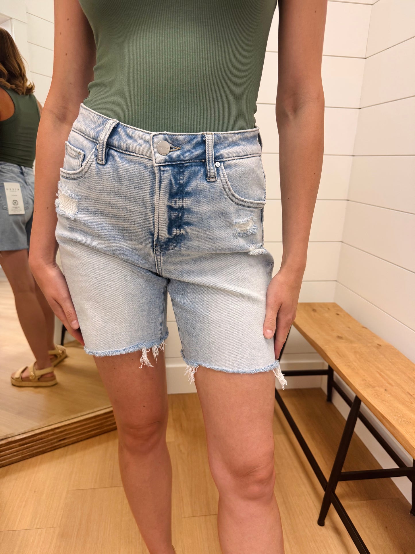 High Rise Loose Fit Midi Shorts - Risen