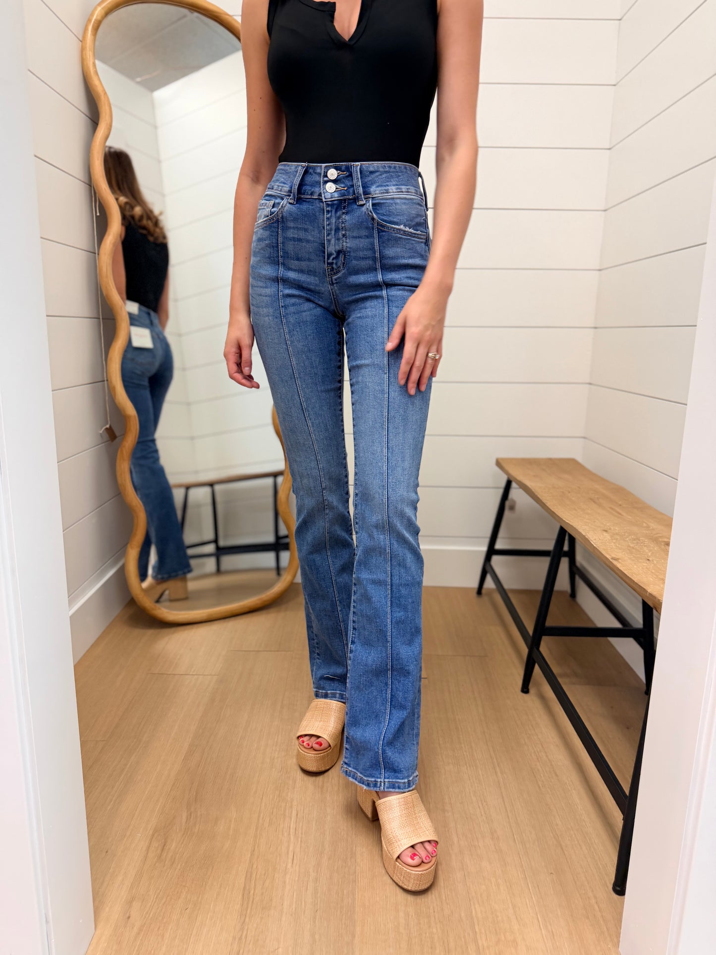 High Rise 2 Buttons Pintuck Bootcut Jeans -Lovervet