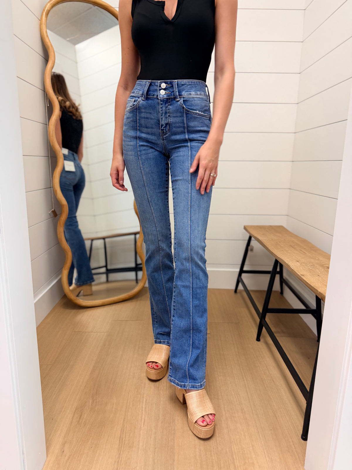 High Rise 2 Buttons Pintuck Bootcut Jeans -Lovervet