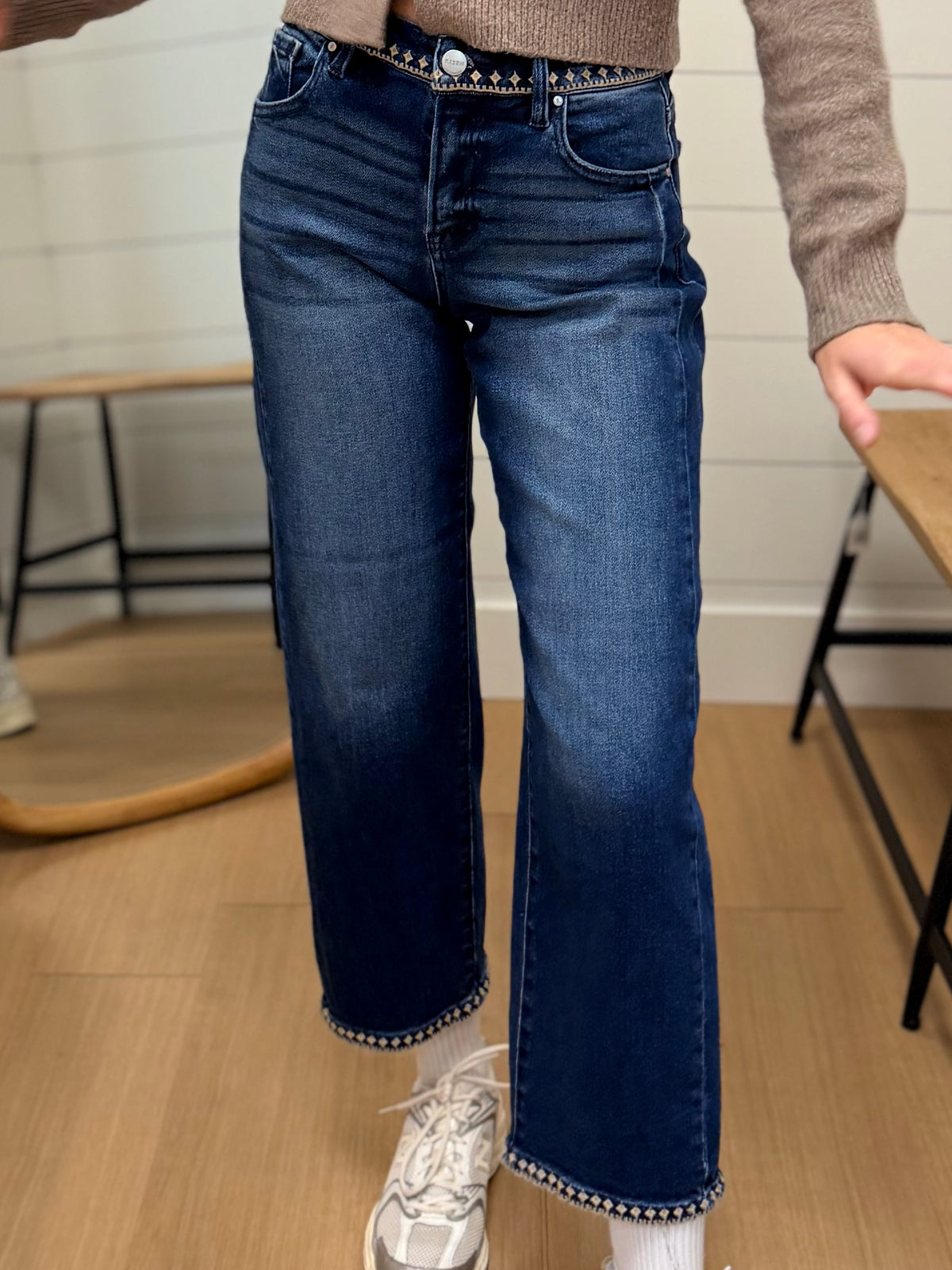 Barrel Jeans With Embroidery - Risen
