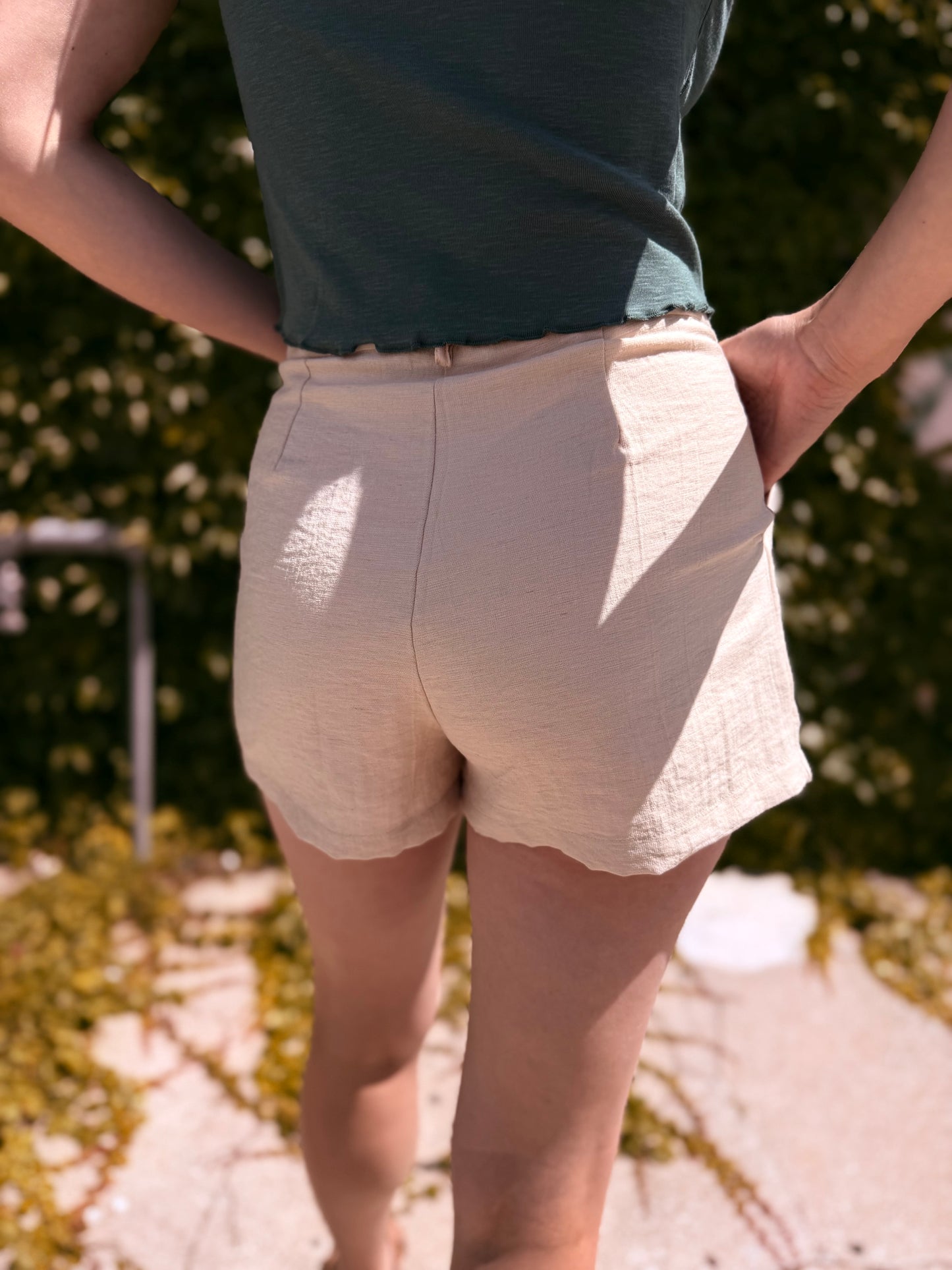 The Resort Linen Short - Khaki
