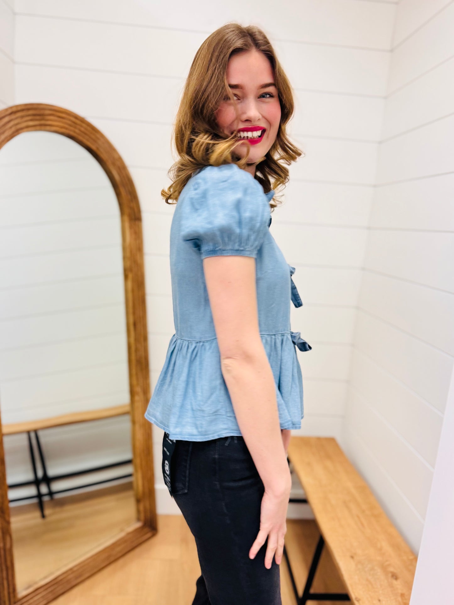Front Tie Ruffle Hem Puff Sleeve Blouse