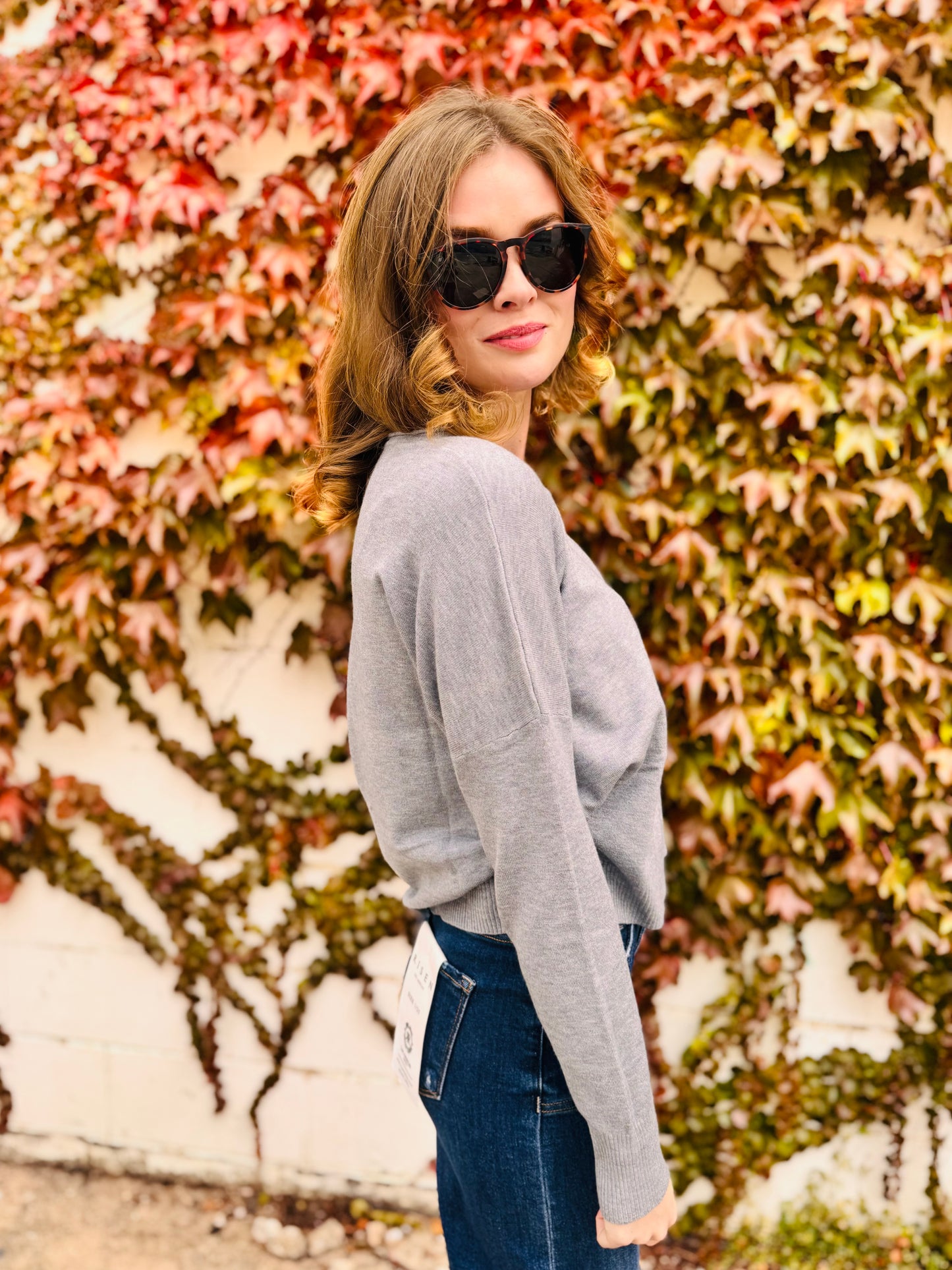 Front Seam Round-neck Sweater