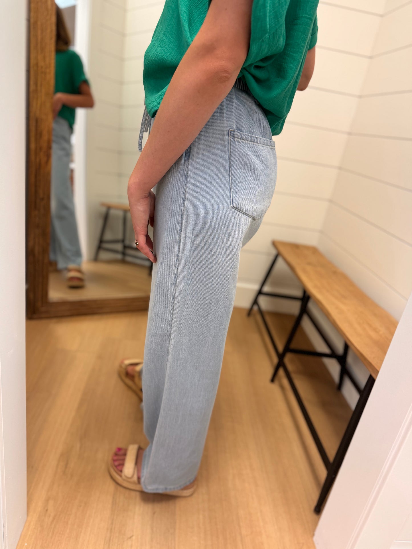 High Rise Relaxed Fit "Jean" - Risen