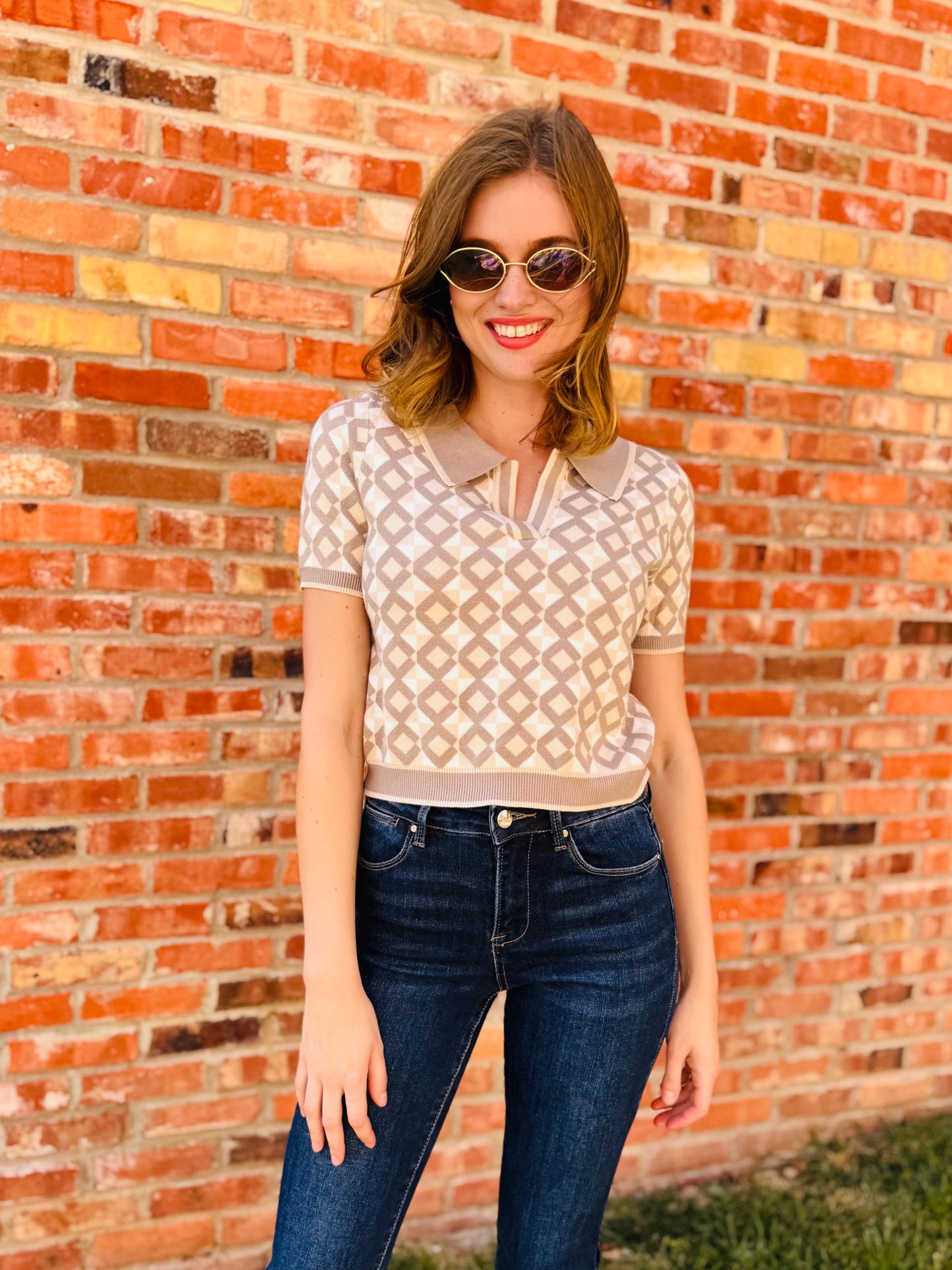 Diamond Pattern Collared Sweater - Dreamers