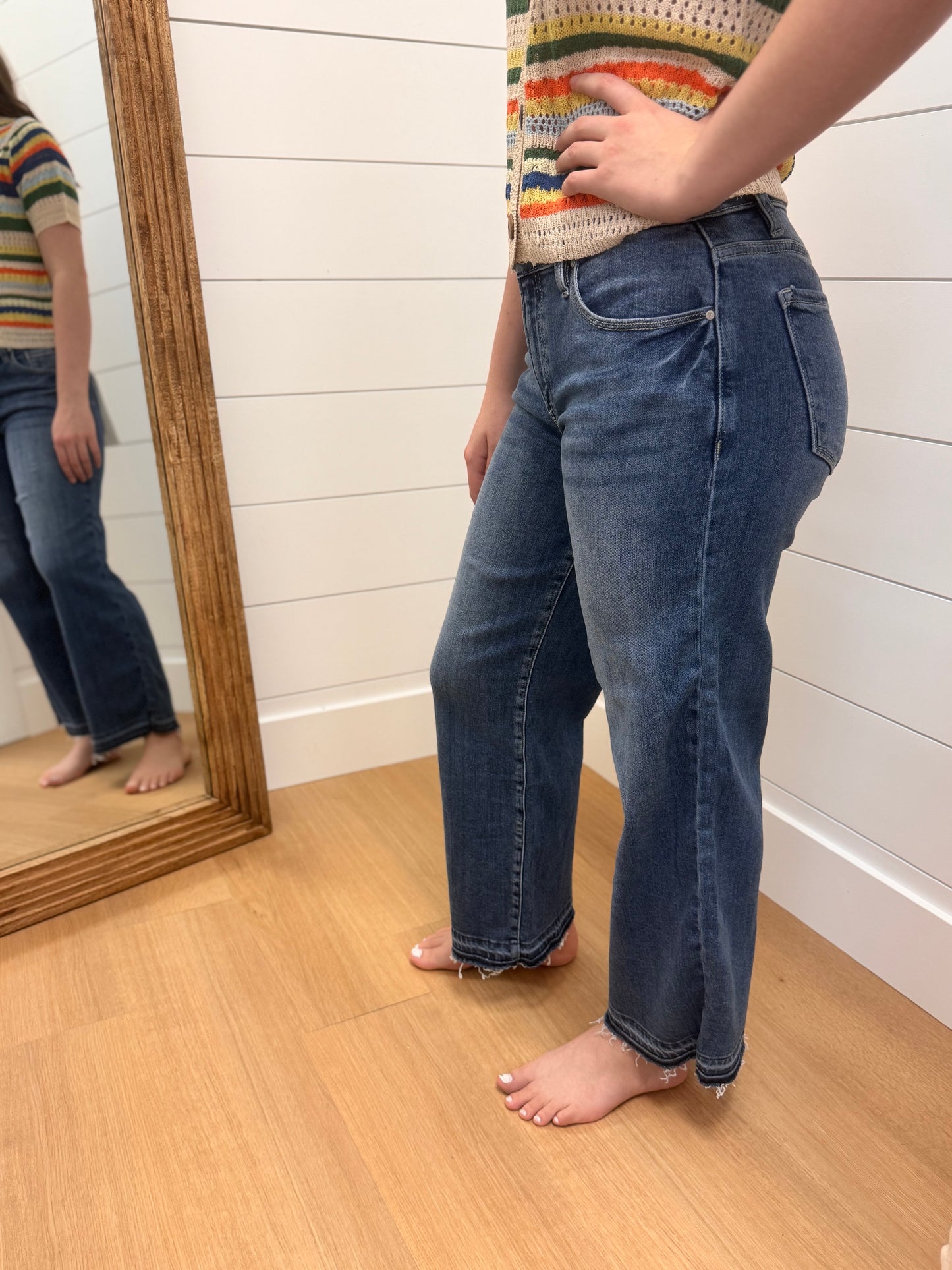 Mid Rise Shadow Hem Jean - Risen