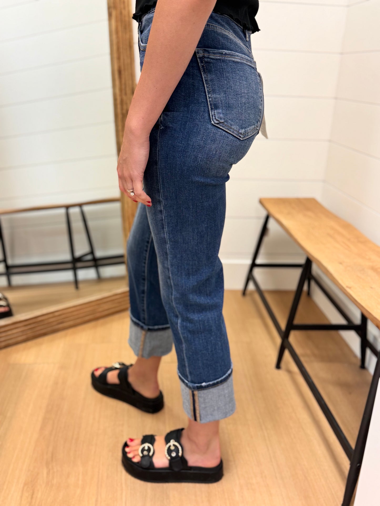 High Rise Straight Jeans with vertical seam- Risen