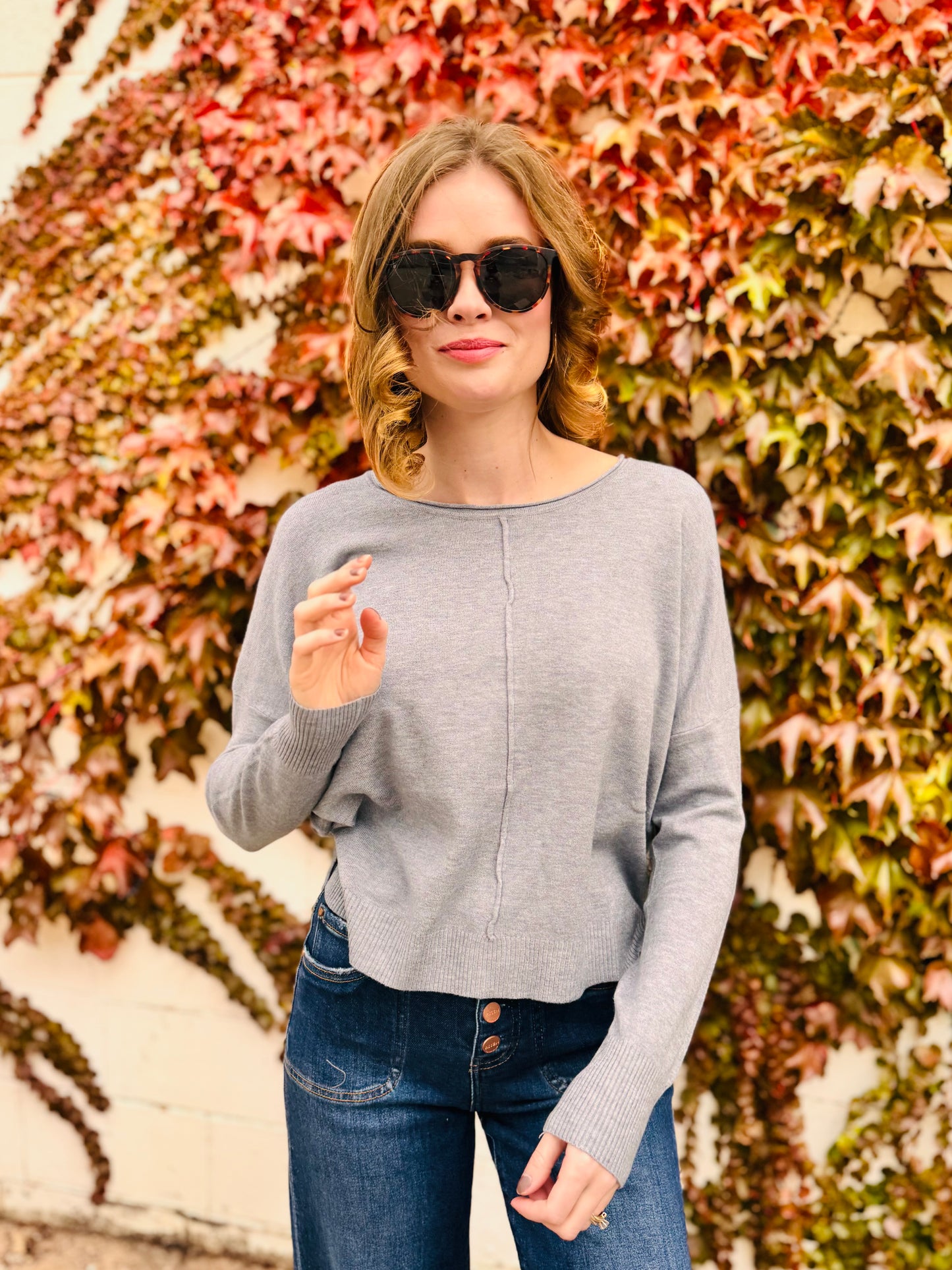 Front Seam Round-neck Sweater