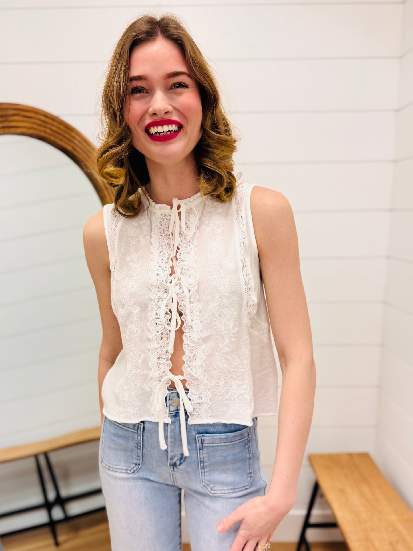Lace Front Tie Sleeveless Blouse