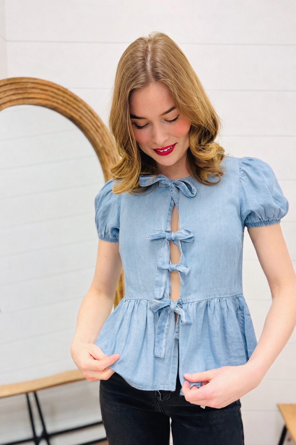 Front Tie Ruffle Hem Puff Sleeve Blouse