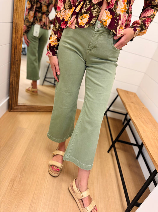 Mid Rise Adjustable Snap Waist Jean - Risen
