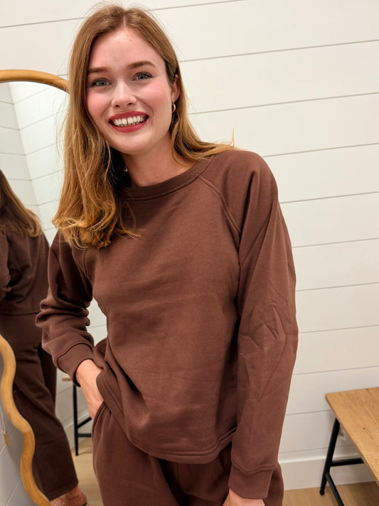 Fleece Raglan Sleeve Pullover Sweatshirt