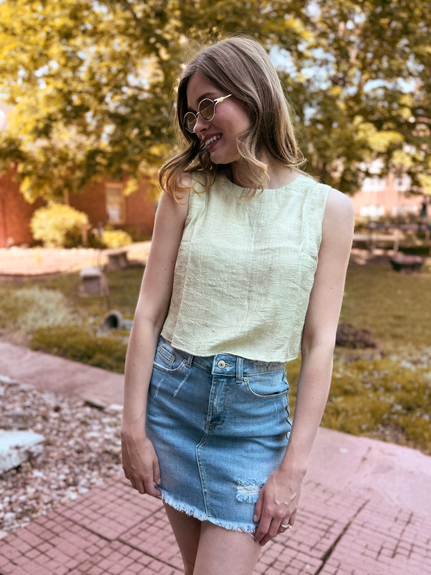 Sleeveless Back Button Detail Top